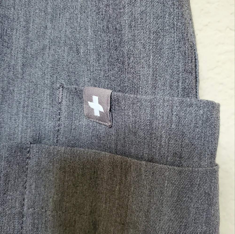 Figs Straight Leg Scrub Pants. Size XS - Picture 4 of 8